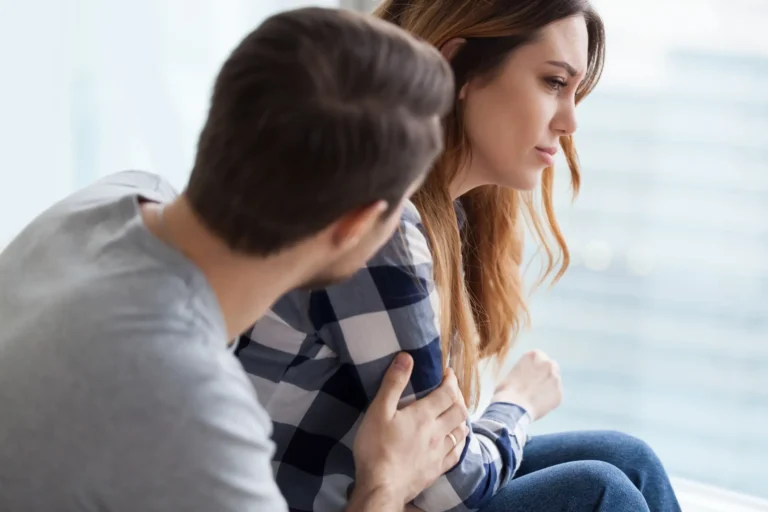 How to Solve Relationship Problems Without Breaking Up